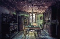 Beautifull Dining room in an abandoned House  Video Link Discription