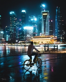 Biking through Singapore 