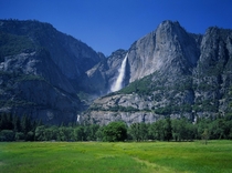 Bridalveil Fall Yosemite national park CA  by Unknown photographer