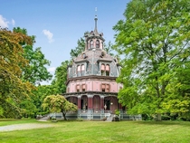 Built in  in the Victorian-style The ArmourStiner House is a National Historic Landmark in Irvington Westchester County New York USA and the only known fully domed octagonal private residence