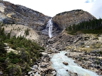 Canadas nd Highest Waterfall Takakkaw Falls Yoho National Park 