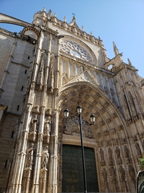 Catedral de Sevilla built circa  CE rd largest church in the world 