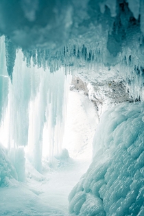 Chasing Frozen Waterfalls alongside Canadas Icefields Parkway 