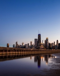 Chicago skyline seen from North Avenue beach 