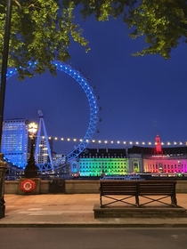 Colourful around the London Eye tonight 