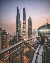 Cool pic of Shanghai China