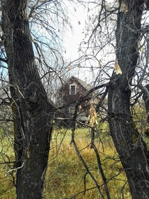 Creepy old farmhouse surprisingly not haunted Although it does have that look