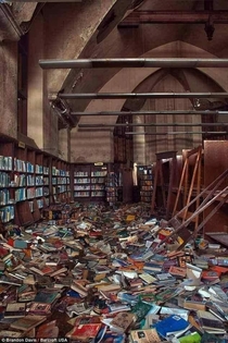 Detroits Mark Twain Library which was closed in  for renovations and never reopened