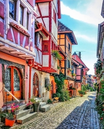 Eguisheim - France  Credit voyageblonde