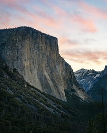 El Capitan at sunrise Yosemite National Park 