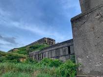 Explored an abandoned smelter factory on the cliffside of Taiwan 
