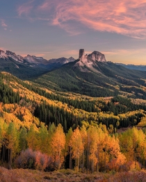Fall colors on display at Chimney Rock in Colorado 