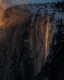 Fire falls Yosemite CA 