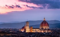Florence Cathedral with Brunelleschi Duomo  Italy -Photo by Nico Trinkhaus