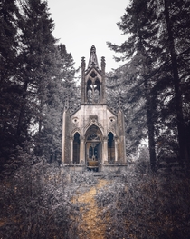 Forgotten Chapel 