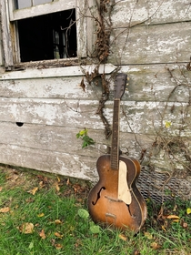 Found this Silvertone Model S-B-T Acoustic in an old house