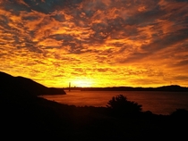 Golden Gate bridge CA USA  minutes window at sunrise 