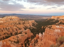 Golden sunset over Bryce Canyon 