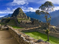 Got this shot of mystical Machu Picchu some days ago OC