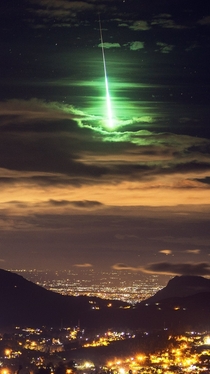 Green Meteor lights up the sky in Southern India