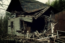Half-fallen house in Maryland