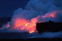 Hawaii lava flow hits the sea   x 