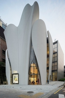 House of Dior Seoul Christian de Portzamparc