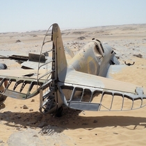 HS-B Kittyhawk in the desert  Article in comments