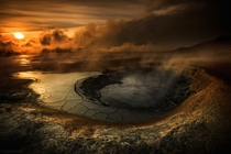Iceland crater by Alban Henderyckx 