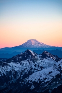 Layers of a sunset from the view of Mt Rainier Washington USA  zachoneverest