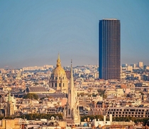Looking over Paris to the Tour Montparnasse Image - Pascale Gueret