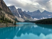 Magical Moraine Lake Banff National Park  x