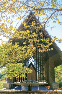 Marjorie Powell Allen Chapel Kansas City Missouri Designed by architect Fay Jones
