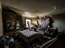 Master Bedroom from abandoned mansion in Ohio 