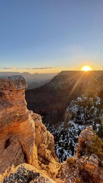 Mather Point early this chilly November morning Grand Canyon AZ in the USA 