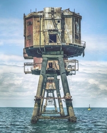 Maunsell sea forts built in WWII
