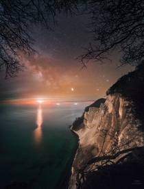 Milky Way over Mns Cliff Denmark - Scandinavias first Dark Sky Park 