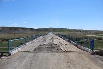 Mongolian bridge on the road to Bayankhongoor 
