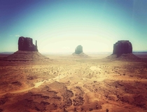 monument valley - the mittens 