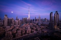 Moonset meets sunrise- Dubai Downton 