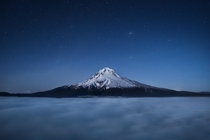 Mount Hood above the clouds amp below the stars 