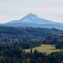 Mount Hood from Jonsrud Viewpoint 