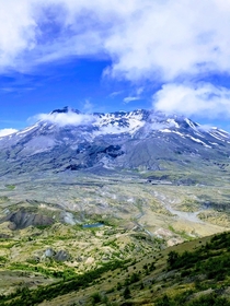 Mount St Helens Washington state Such an incredible place with really cool history 