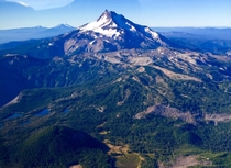 Mt Jefferson Oregons second highest peak From the NE side Taken on a local flight last summer