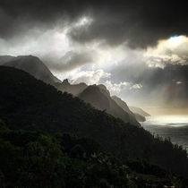 N Pali Coast trail vista seconds before heavy rain 