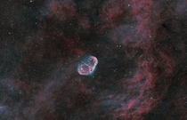 NGC  The Crescent Nebula in HOO with RGB stars