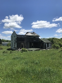 OC abandoned farm house - Western PA