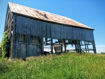 OC Aged Barn Rural Ontario 