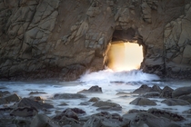 OC - Divine Exhale - Keyhole Arch Big Sur CA -  - Taken December 