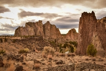 OC It could be the first or millionth time but this view makes me fall in love with Smith Rock State Park Oregon USA over and over again every time I see it 